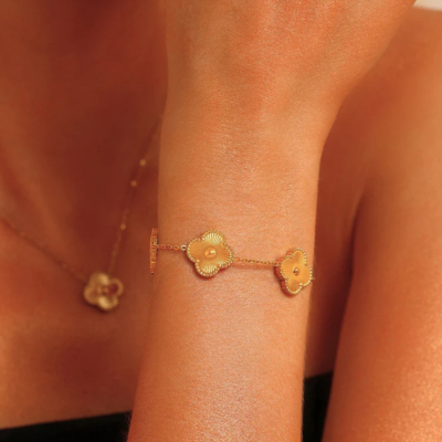 Gold-Tone Clover Necklace Bracelet Earrings Set
