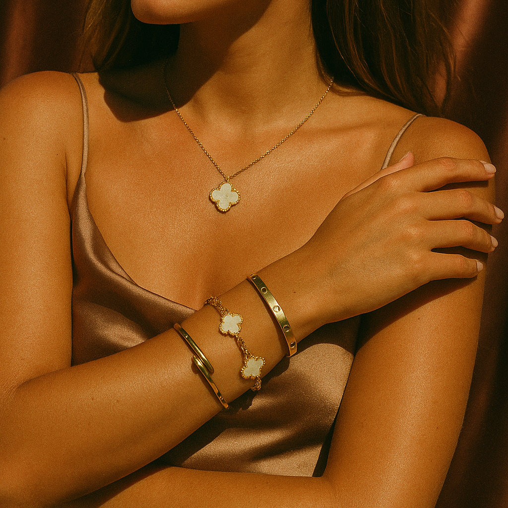 White Clover Nail and Screw Bracelet Set — Toscane