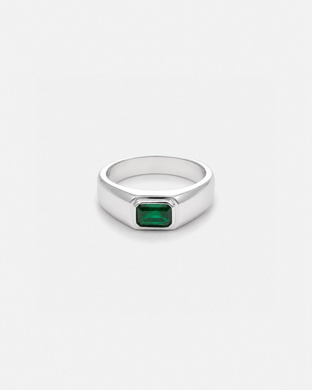 Men’s 1 Carat Lab-Grown Emerald Signet Ring in 925 Sterling Silver