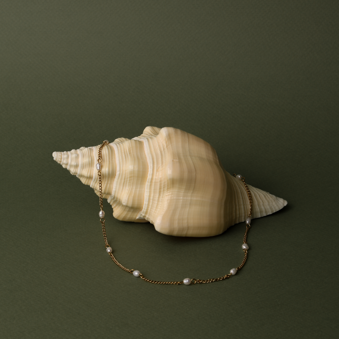 Freshwater Pearl Station Choker, 37 cm