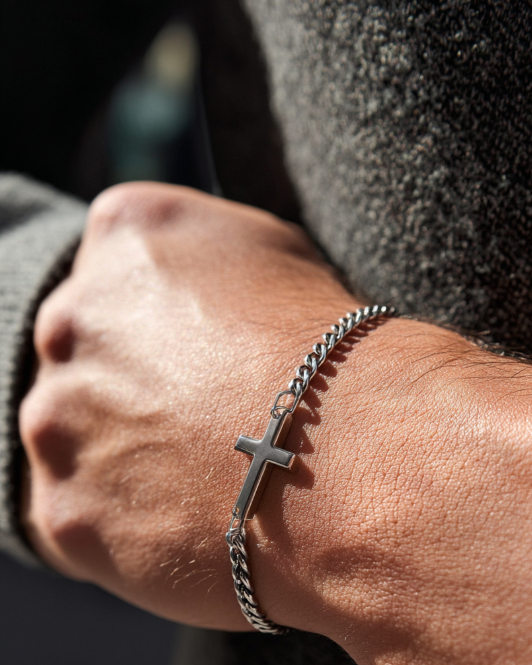 Men’s Cuban Chain Cross Bracelet, 3 mm, Platinum-Plated Steel