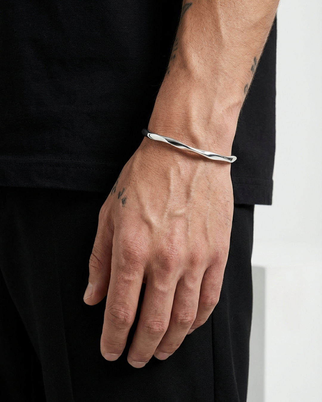 Twist Cuff Bracelet, Polished Silver-Tone — Vérité