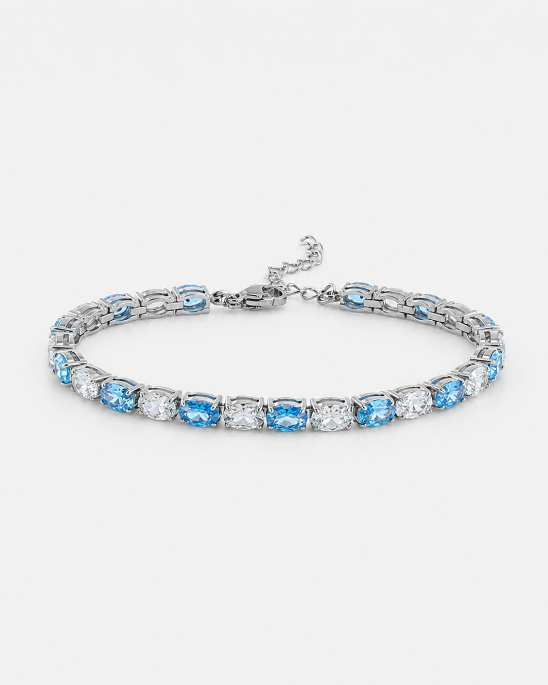 Ocean Blue and Clear Oval Zirconia Bracelet, Adjustable — Zafiro