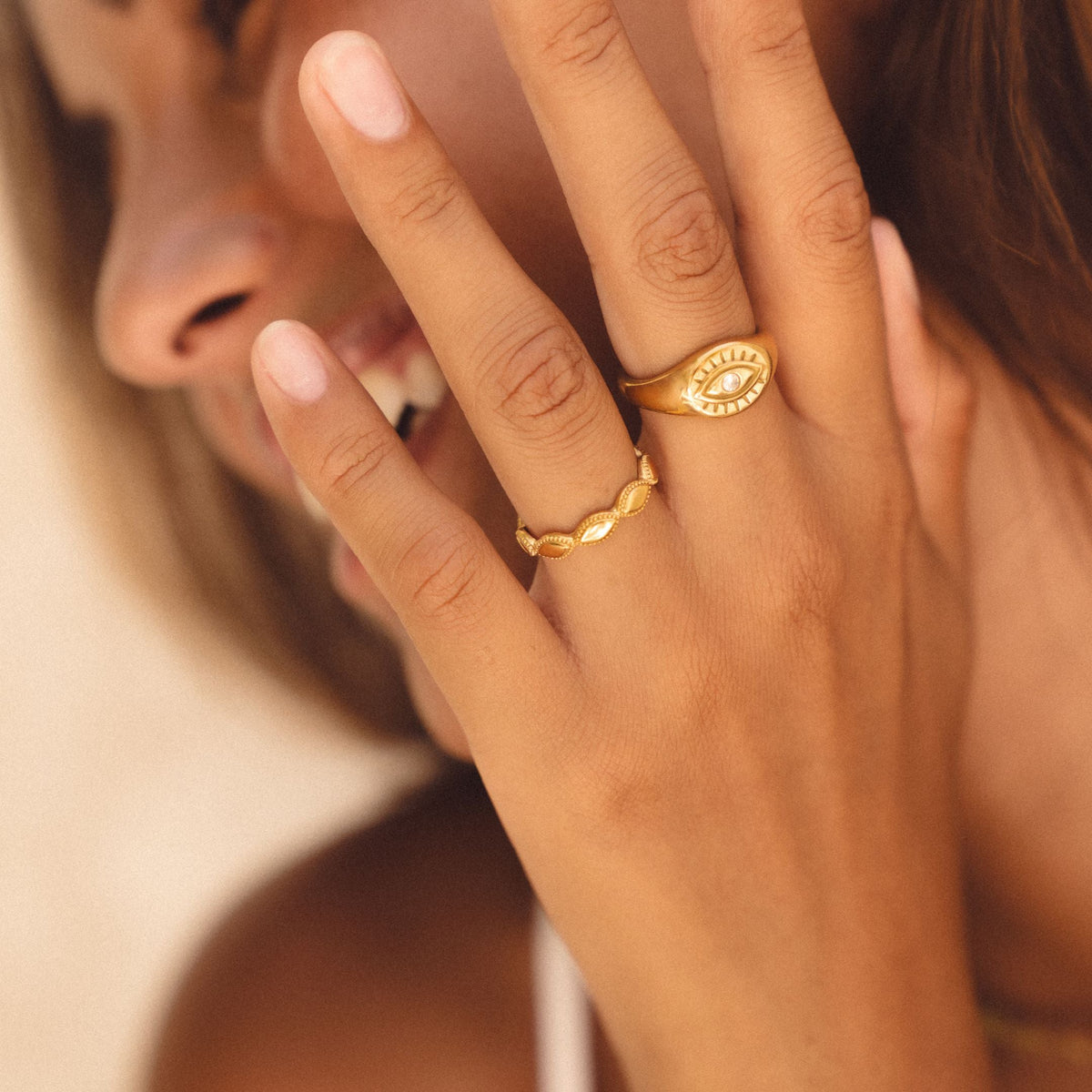 Marquise Motif Band Ring, 4 mm — Aphrodite