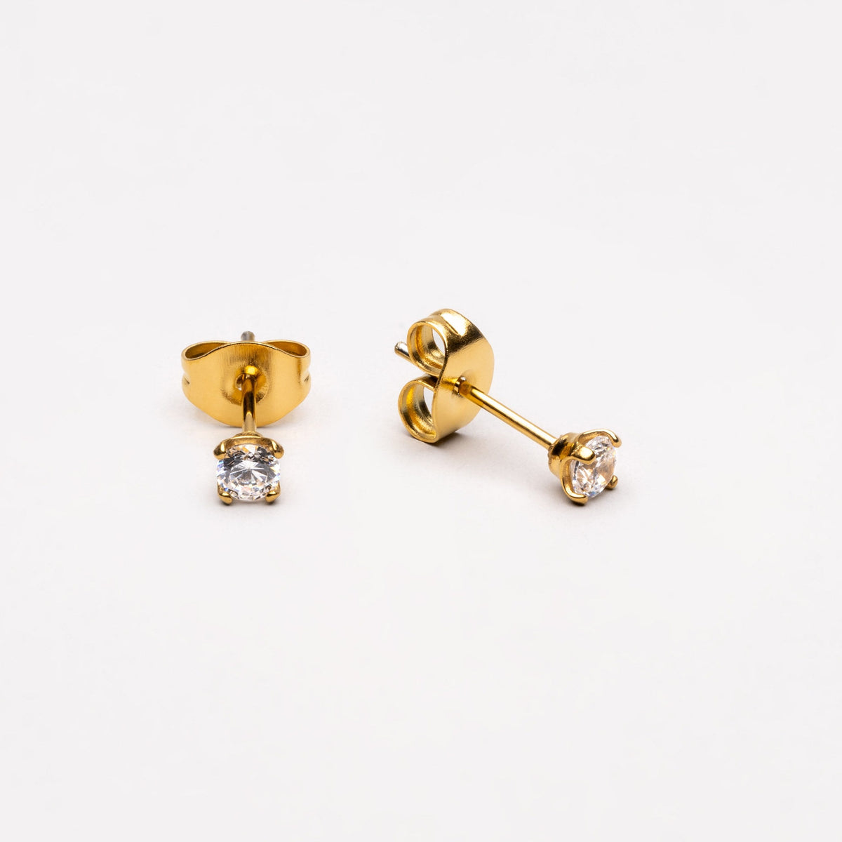 Round Zircon Stud Earrings, 3.2 mm