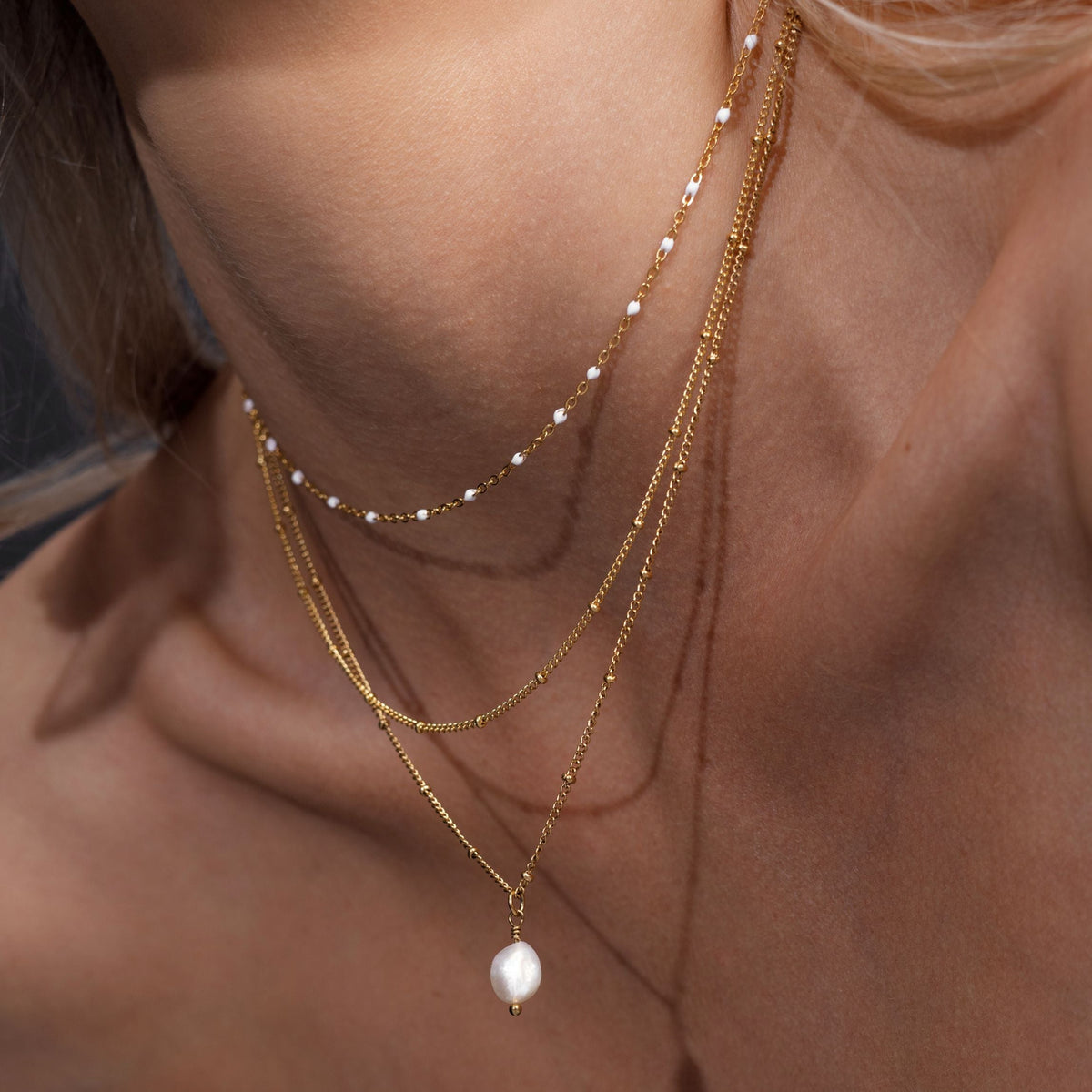 White Enamel Double Layer Choker, 40 cm