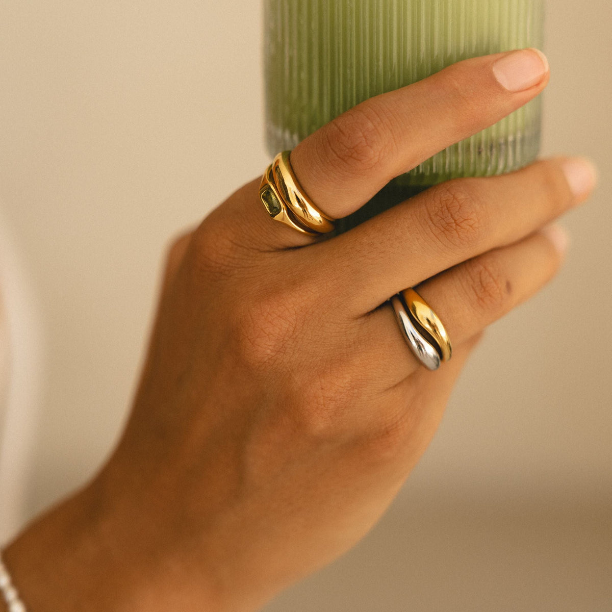 Two Rounded Band Rings Set — Mood Swings