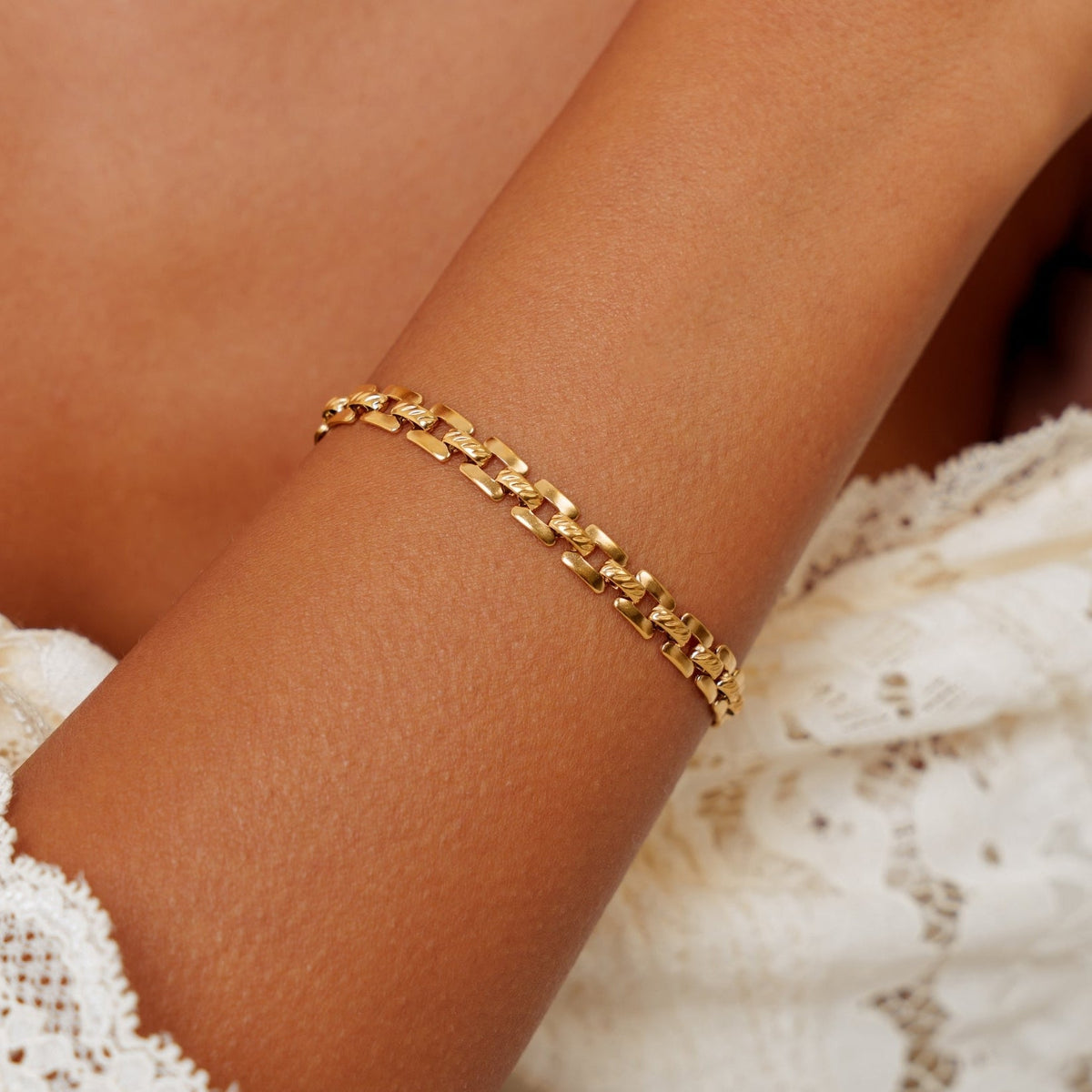 Link Chain Bracelet, 5.6 mm, Stainless Steel