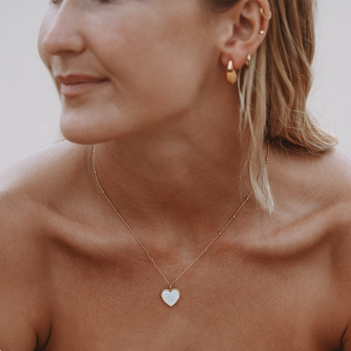 Mother-of-Pearl Heart Necklace, 45 cm — Love