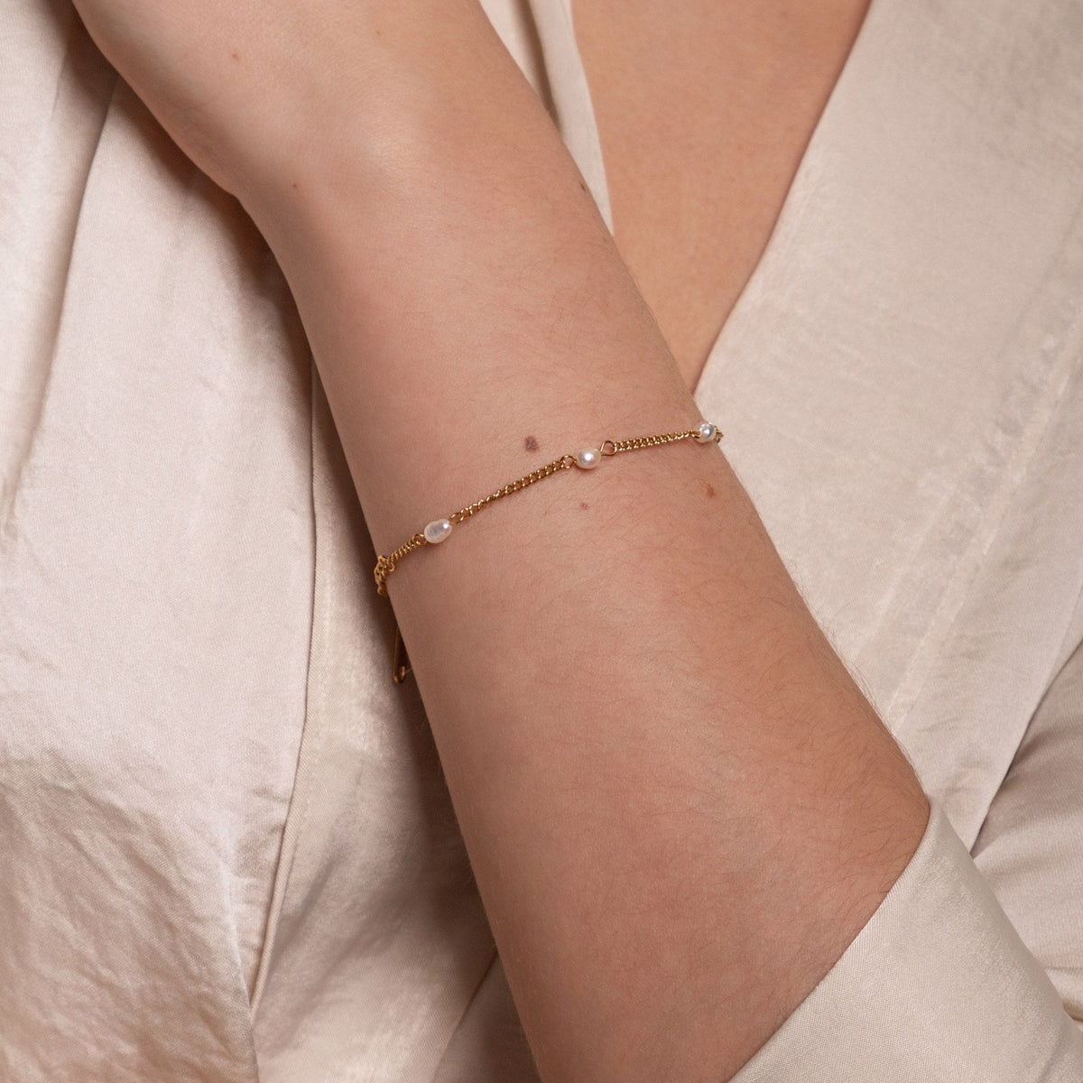 Freshwater Pearl Station Bracelet, 16 cm — Lovina