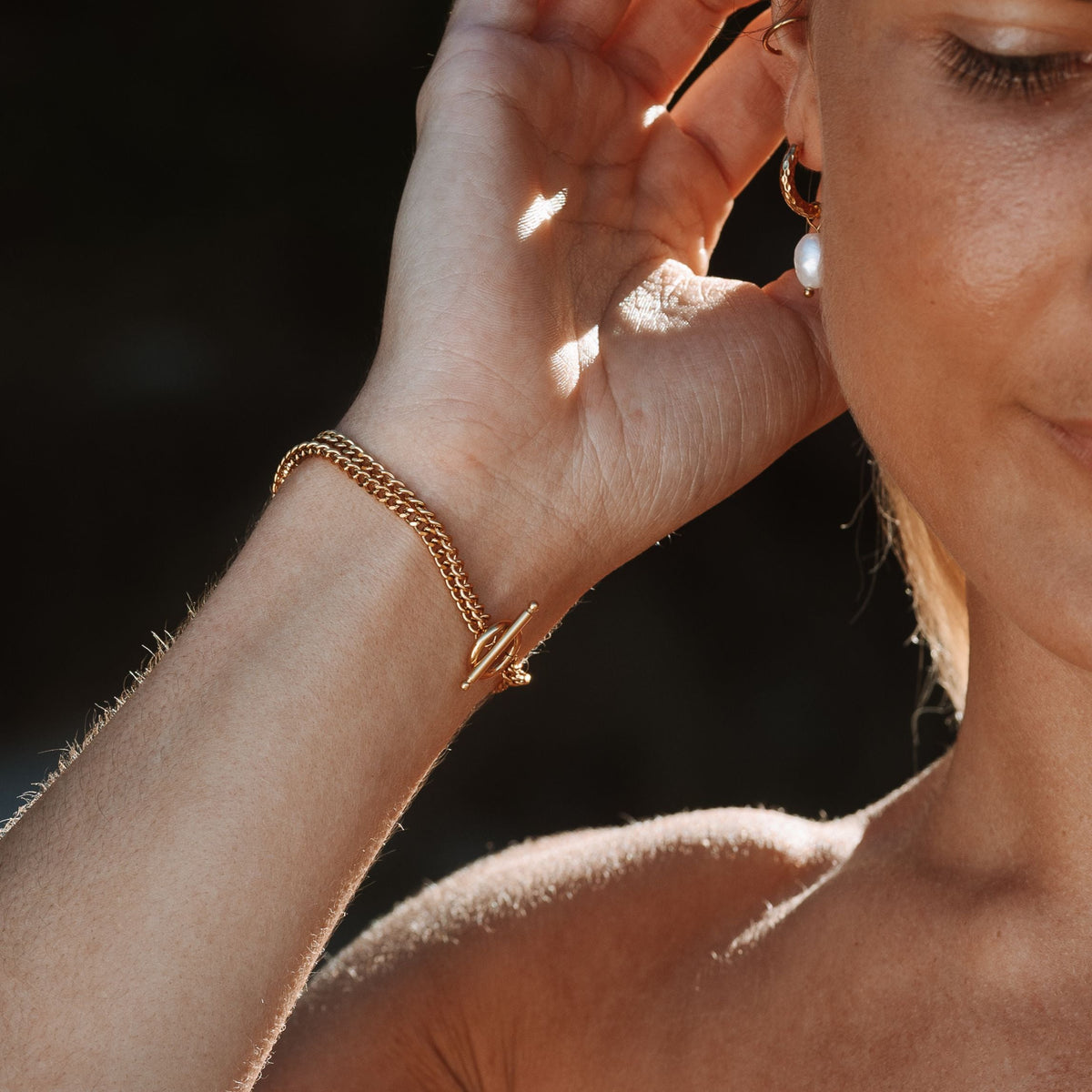 Double Chain Coin and Freshwater Pearl Bracelet — Señora