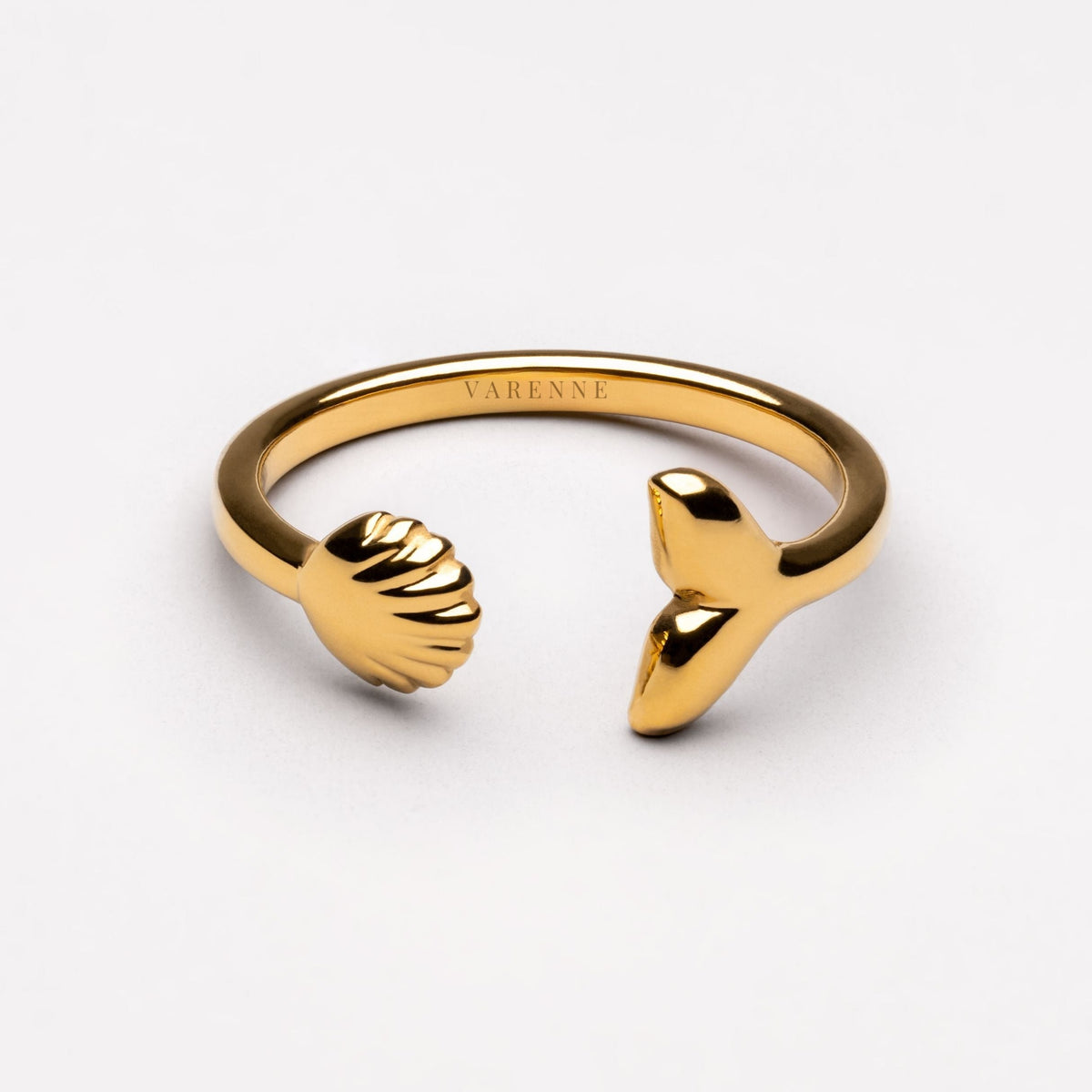 Adjustable Shell and Whale Tail Ring — Island