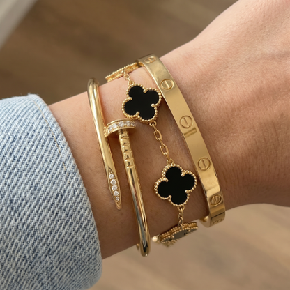 Black Clover Nail and Screw Bracelet Set — Crete