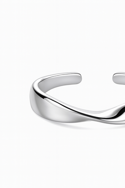 Adjustable Twist Ring, Polished Silver-Tone — Vérité
