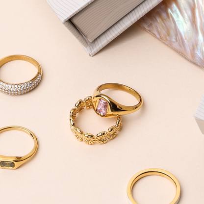 Pink Zircon Signet Ring, 4 × 6 mm — Rosé