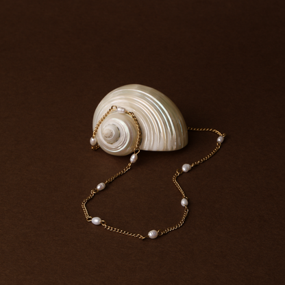Freshwater Pearl Station Choker, 37 cm