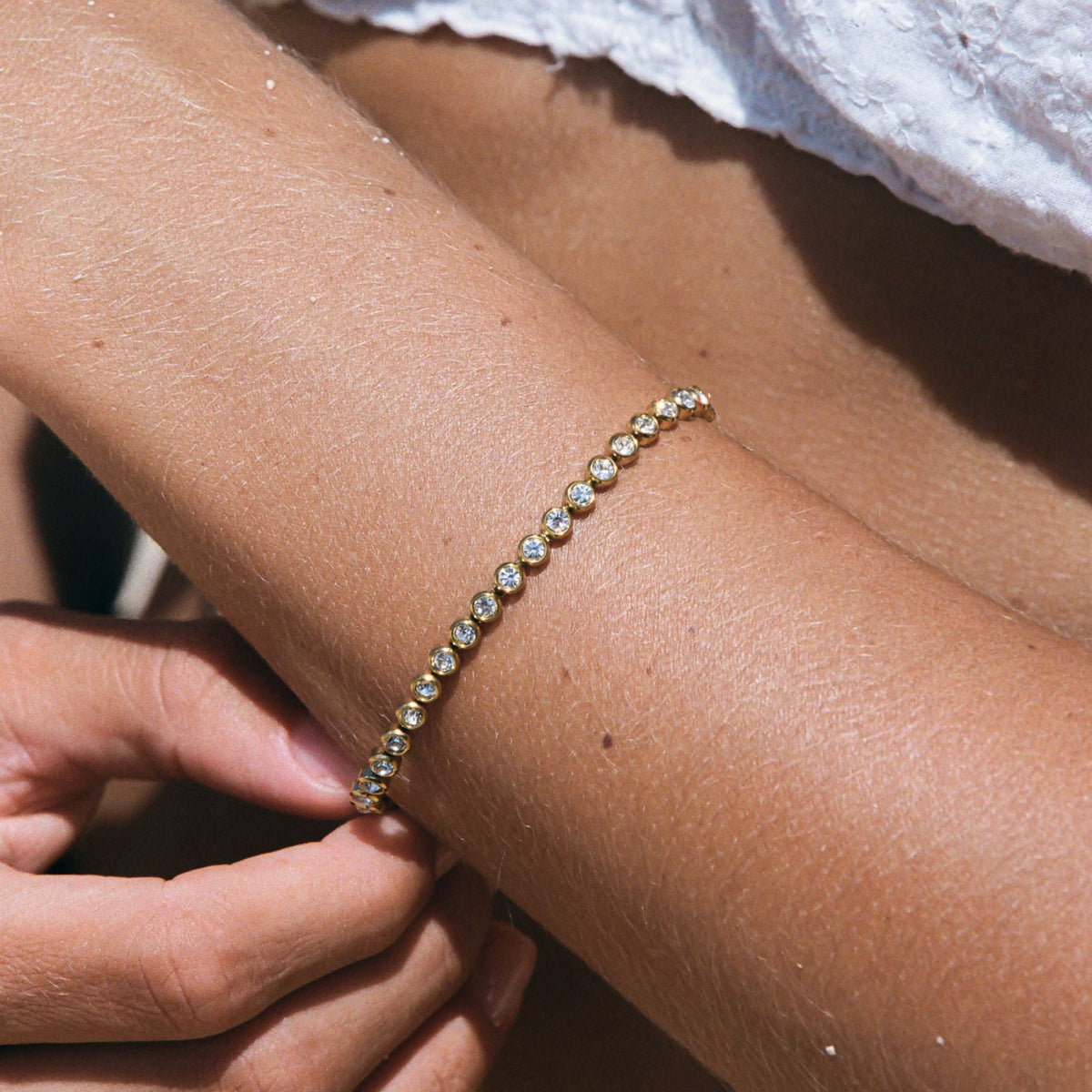 Round Zircon Tennis Bracelet, 17 cm, Steel