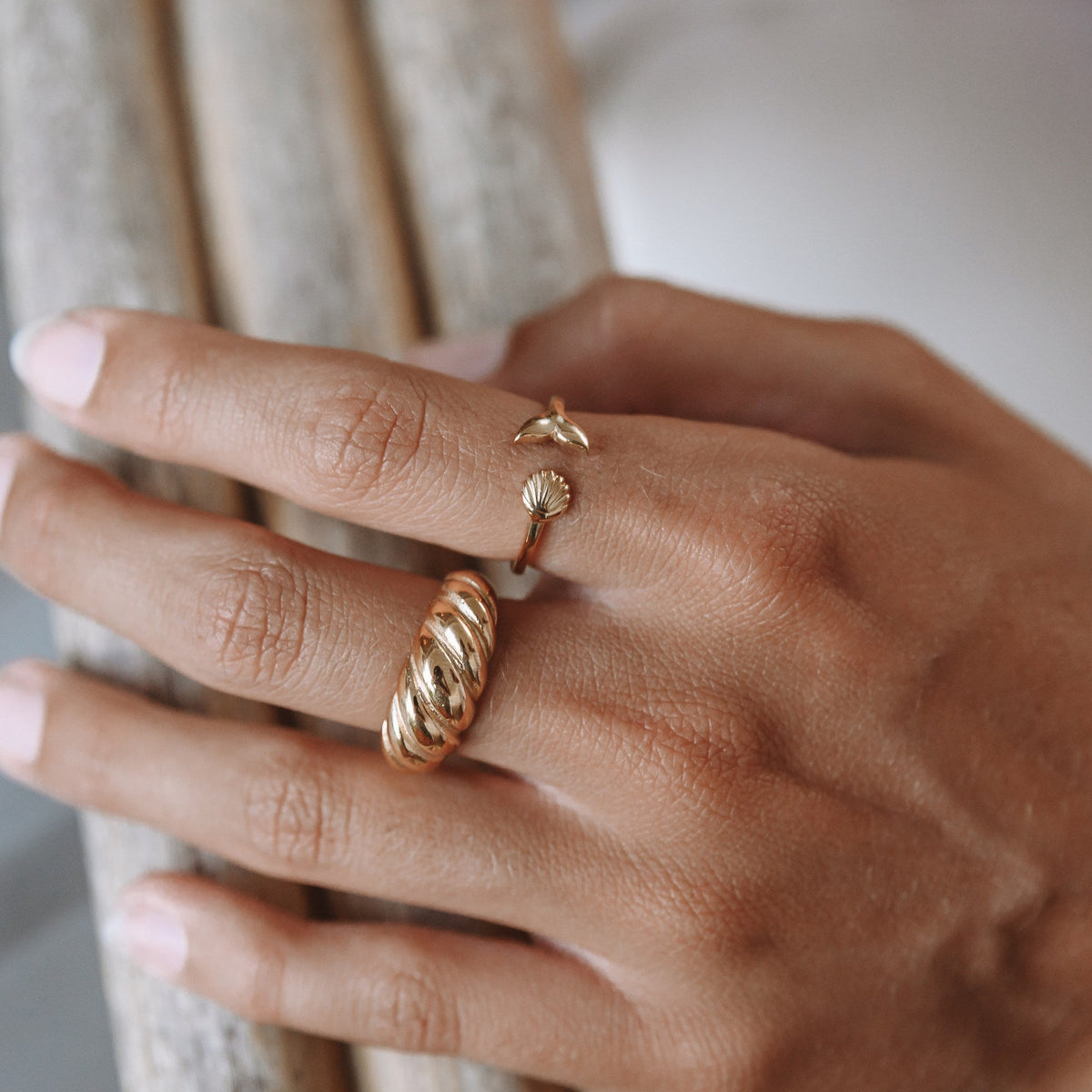 Adjustable Shell and Whale Tail Ring — Island