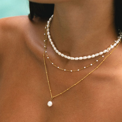 White Enamel Bead Choker, 39–44 cm