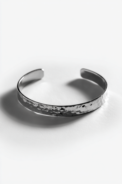 Men’s Hammered Stainless Steel Cuff Bracelet, 6 mm — Costa Bruta