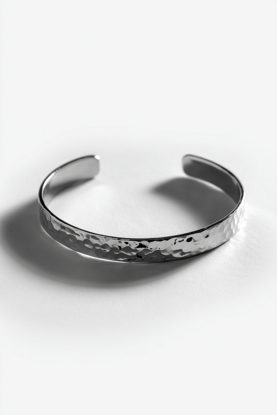 Men’s Hammered Stainless Steel Cuff Bracelet, 6 mm — Costa Bruta