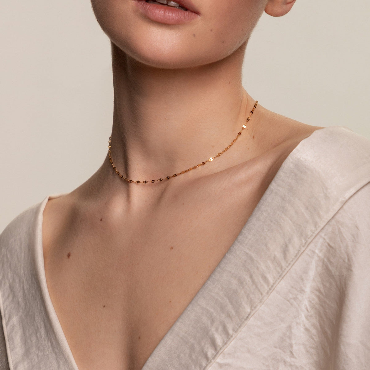 Fine Metal Station Choker, 39 cm — Dainty