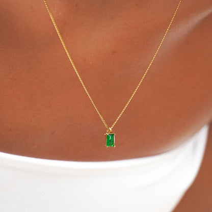 Green Rectangular Stone Necklace, 6 × 4 mm