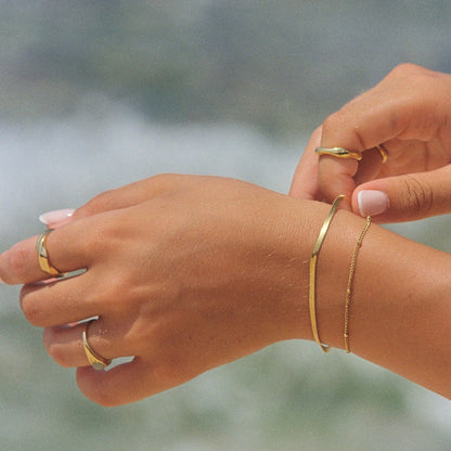 Sculpted Wavy Band Ring, Steel — Dune