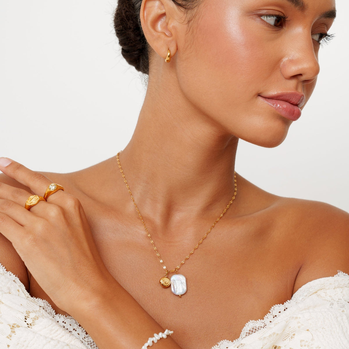 Pearl and Spiral Shell Pendant Necklace — Seashell Cove