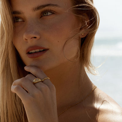 Marquise Motif Band Ring, 4 mm — Aphrodite