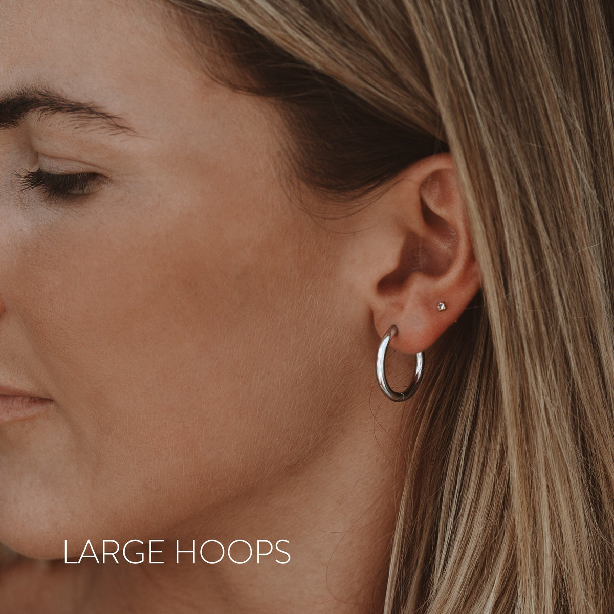 Classic Plain Hoop Earrings, 14–21 mm