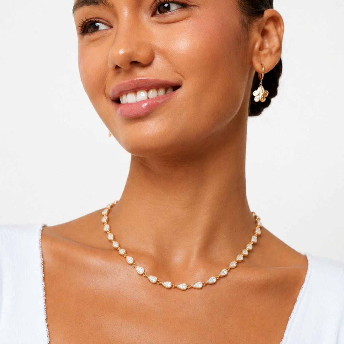 White Zircon Oval Link Necklace — Solea