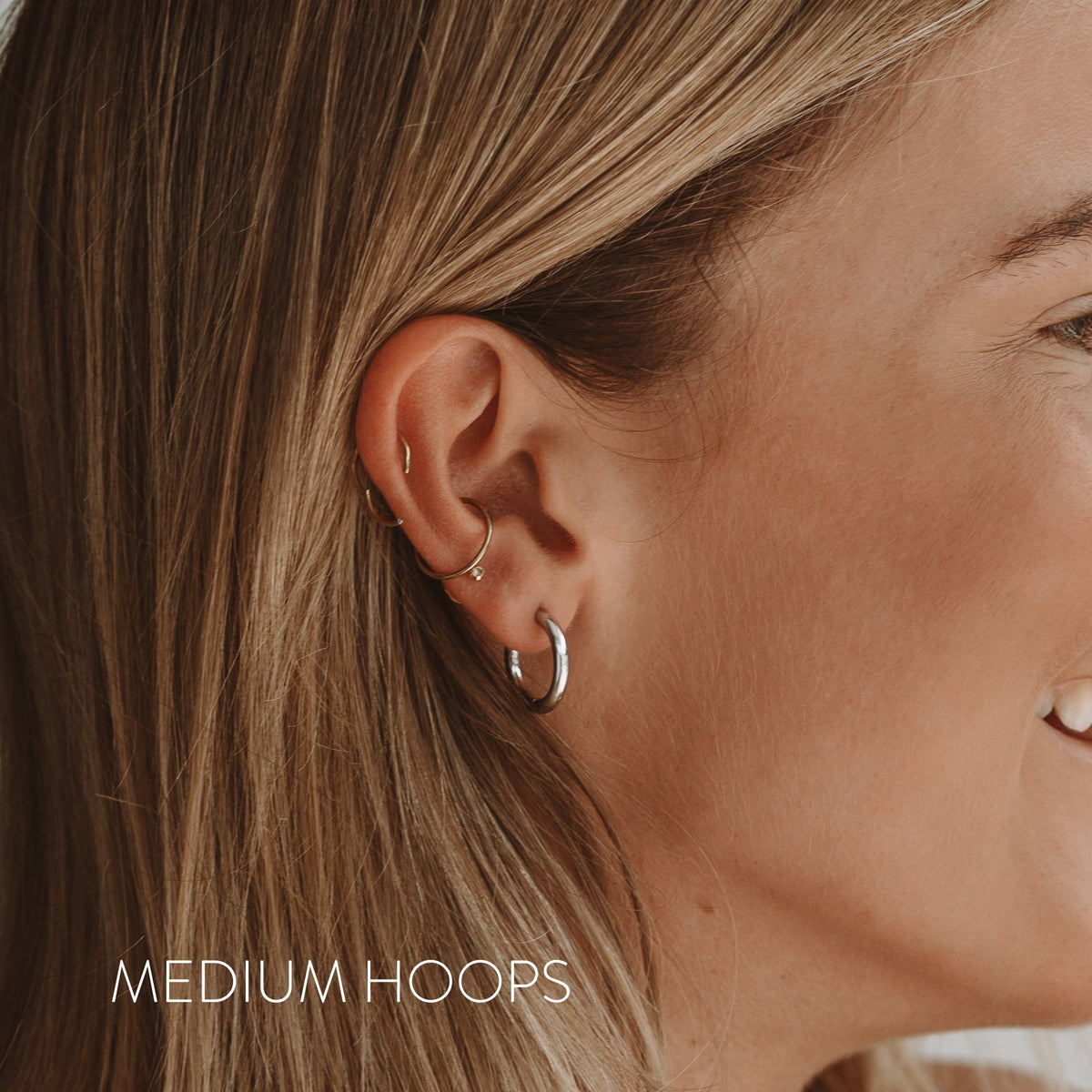 Classic Plain Hoop Earrings, 14–21 mm