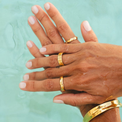 Sculpted Wavy Band Ring, Steel — Dune
