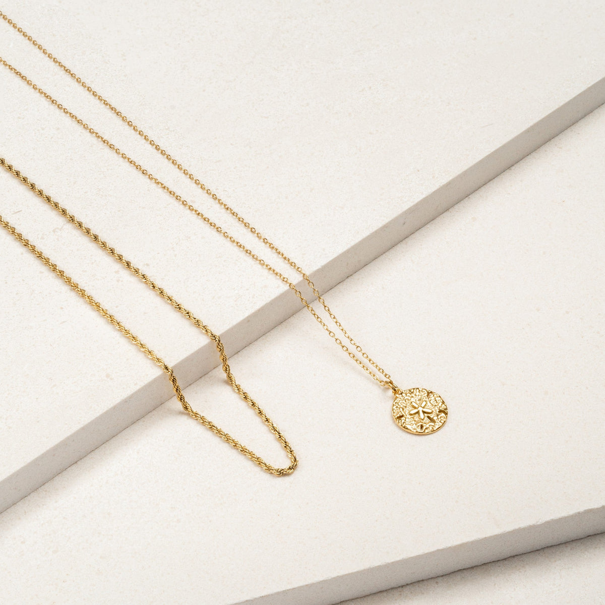 Sand Dollar Pendant Necklace, 10 mm