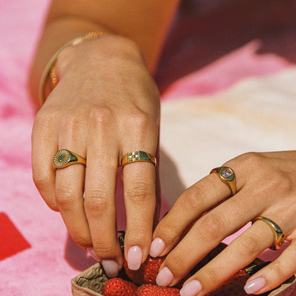 Green and White Zircon Signet Ring — Tulum