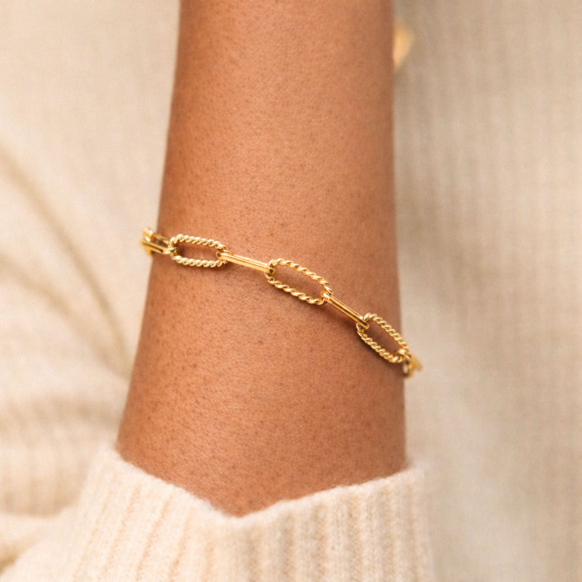 Textured Paperclip Bracelet, 5.5 mm, Steel