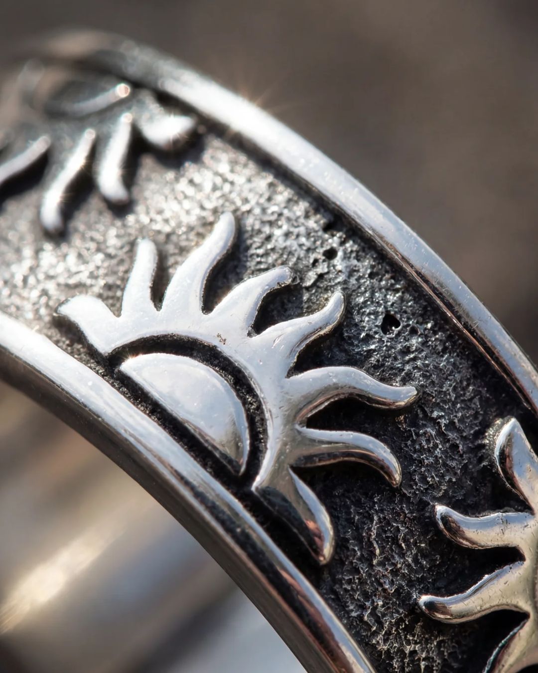 Men’s Engraved Sun Adjustable Band Ring, Silver-Tone Copper