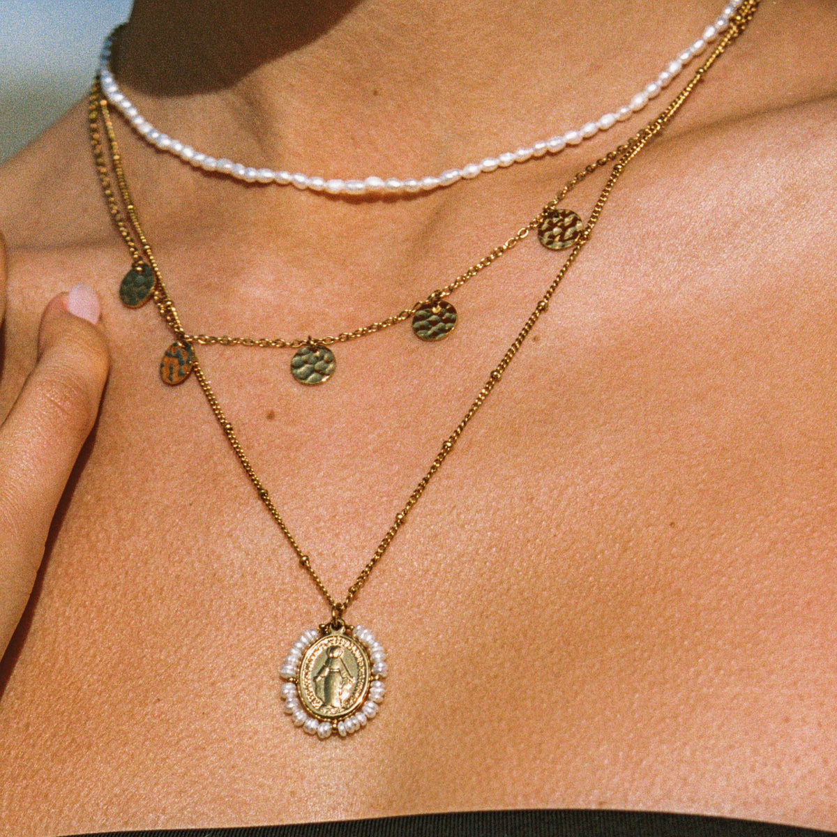 Tiny Freshwater Pearl Choker, 2.5–2.8 mm