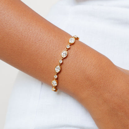 Bezel Set Zircon Station Bracelet — Aura
