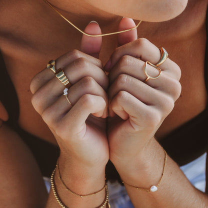 Open Oval Outline Ring — Bahia