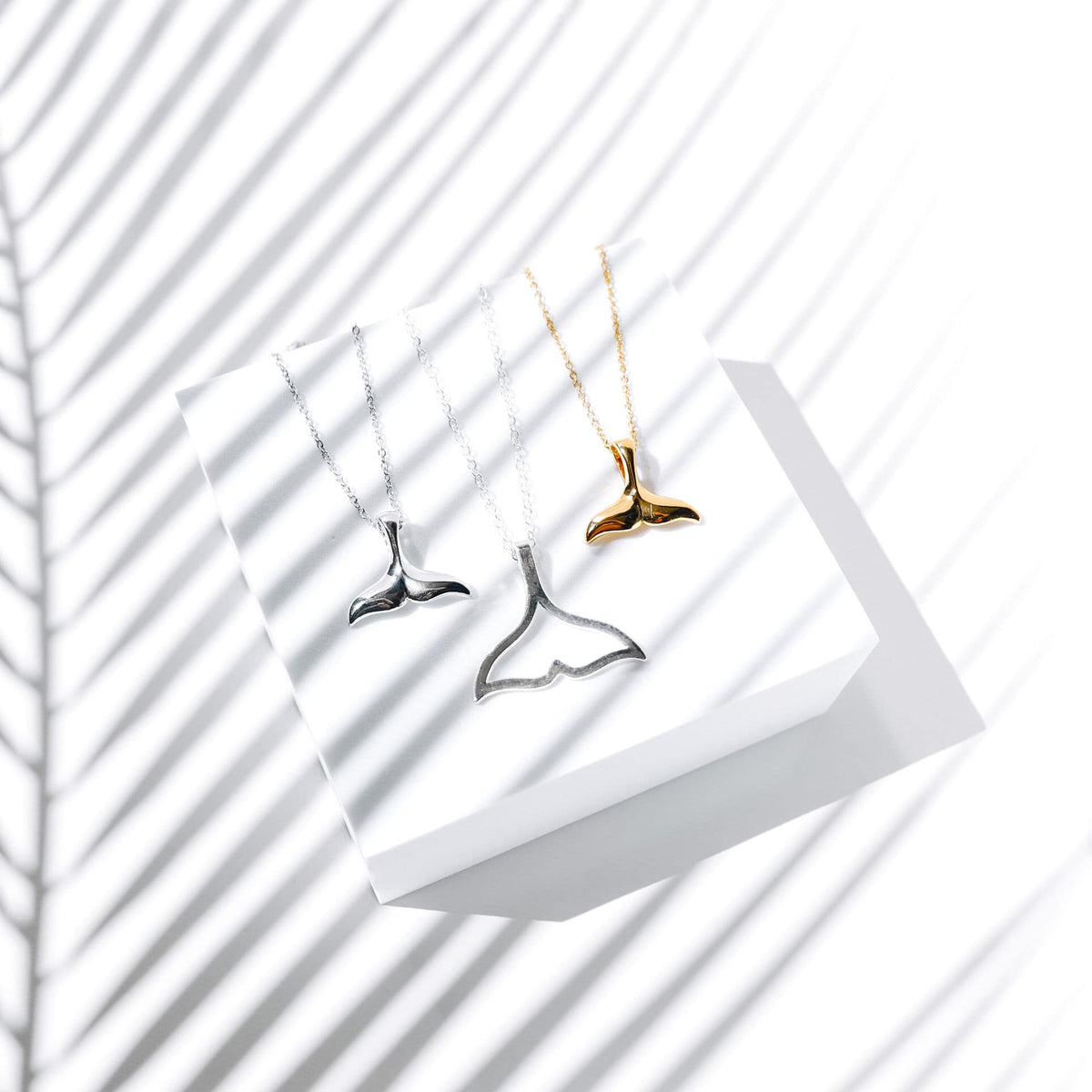 Polished Whale Tail Necklace, 40 cm