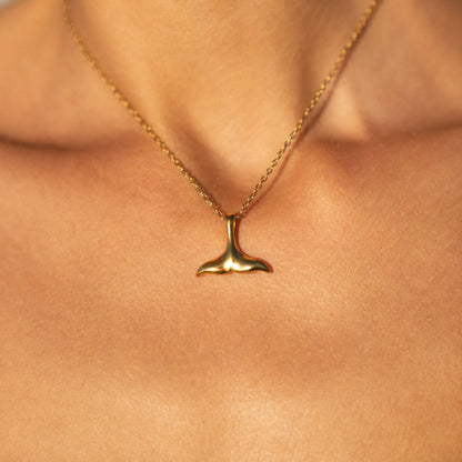 Polished Whale Tail Necklace, 40 cm